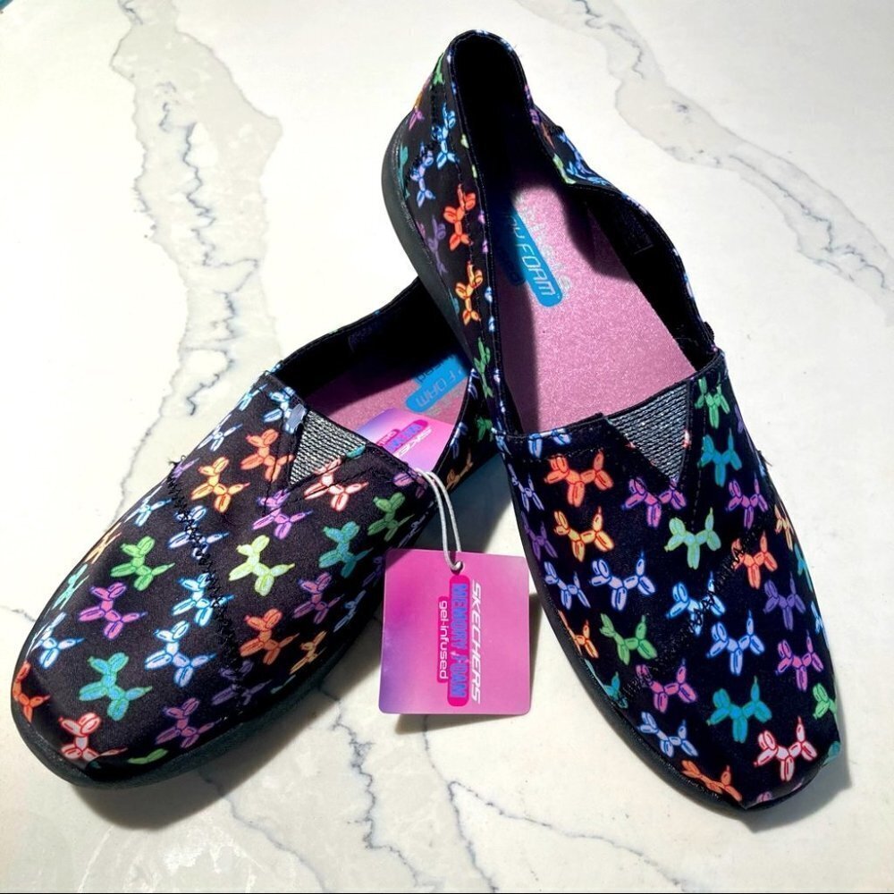 SKECHERS Sz 6 Balloon Toy Poodle  Dog Gel Infused Insoles Slip On Flats Loafers
